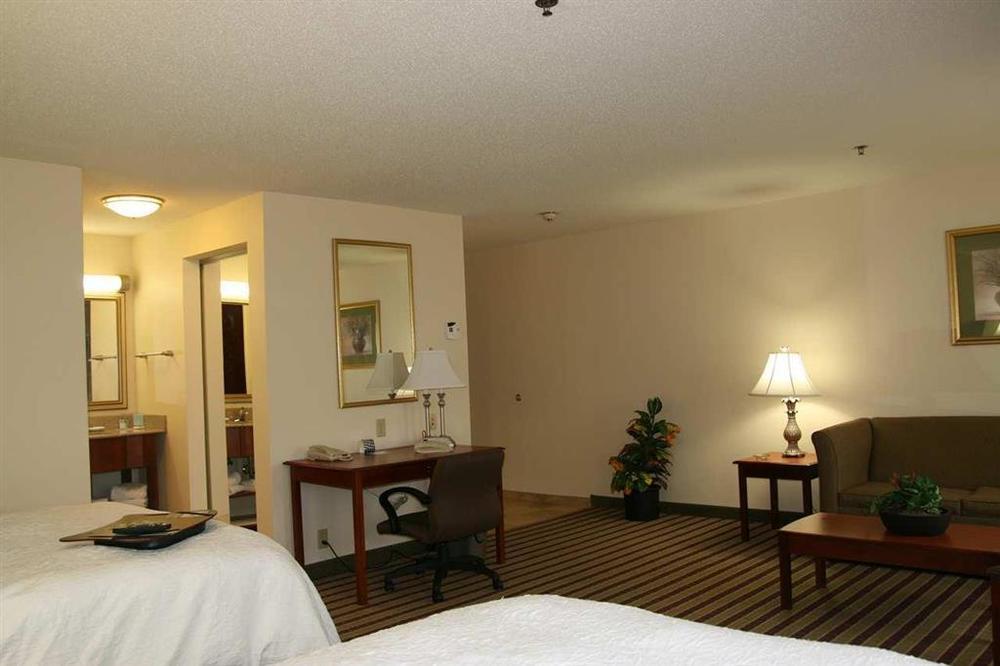 Hampton Inn & Suites Dayton-Vandalia Murlin Heights Pokoj fotografie